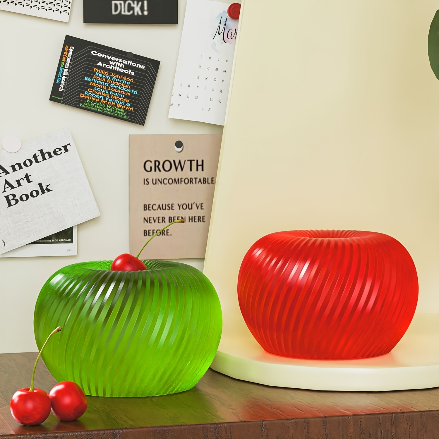 A trendy red apple silicone mo - Candle Making Class recension och pris